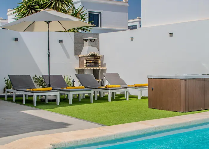 Villa Eguzkilore *